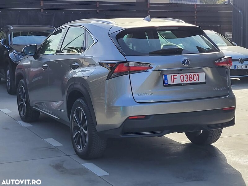 Lexus Seria NX