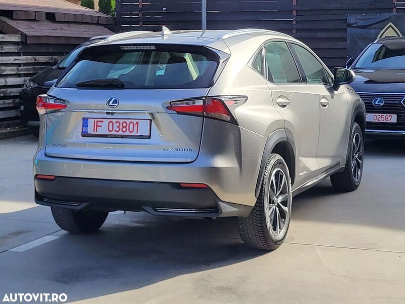 Lexus Seria NX